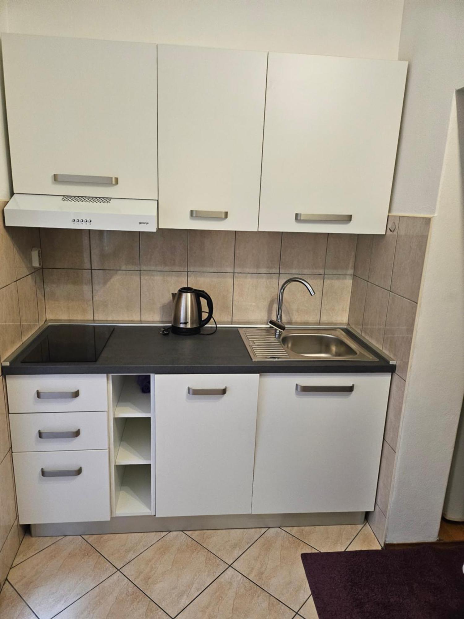 Apartman Baraka شيبينيك الغرفة الصورة